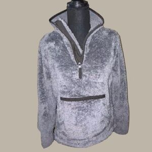 ⭐️ NWT- ODDY FLEECE!! Soft brand new pullover! MAKES GREAT GIFT! FAST SHIPPING🎉